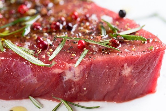 Россия запретила ввоз мяса ряда компаний Аргентины и Парагвая
