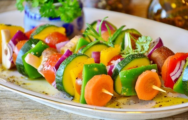 Европейцы стали есть меньше мяса из-за моды на вегетарианство