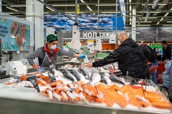 Розничные цены на мороженую рыбу в России снова растут