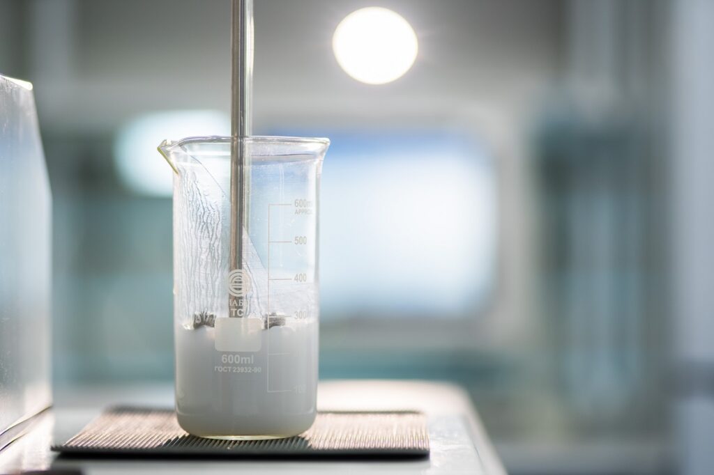 Эксперты подсчитали расходы предприятий по новым правилам ветсанэкспертизы молока