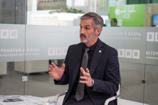 Будимир Плавшич, руководитель Регионального представительства Всемирной организации здравоохранения животных в Москве