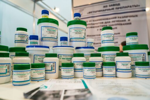 Аналитики зафиксировали падение розничных продаж ветпрепаратов в России