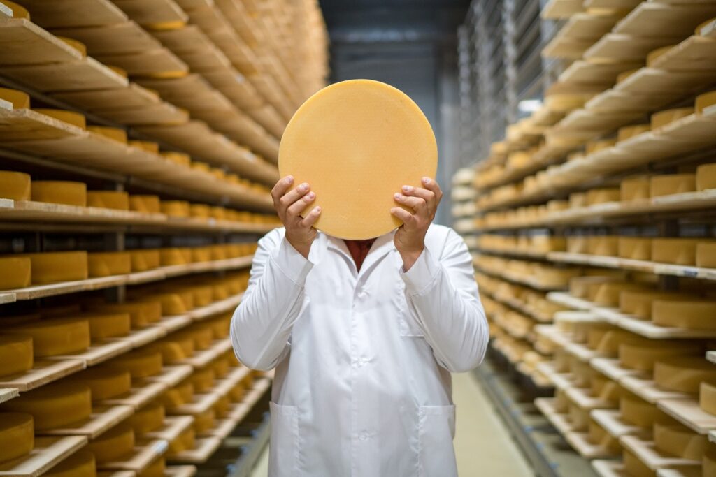 Россияне в 2023 году съели рекордное количество сыра