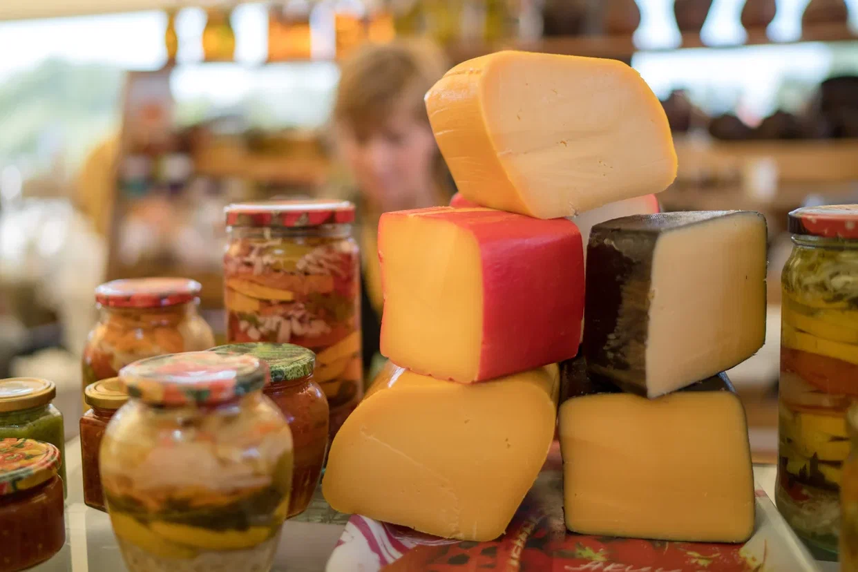 Роскачество разрабатывает стандарты для сыров эдам и гауда