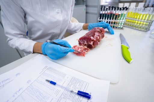 Ученые Сколтеха научили электронный нос распознавать испорченное мясо