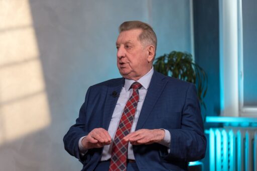 Президент Росптицесоюза назвал преимущества нового кросса кур «Смена 9»