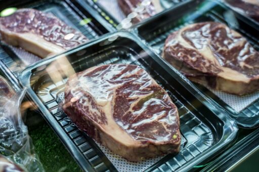 Россия идет к рекорду потребления мяса на уровне богатых стран — 83 кг на человека в год