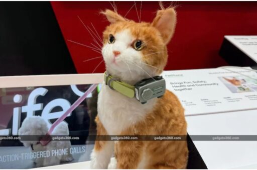 GlocalMe представила первый в мире PetPhone — смартфон для кошек и собак