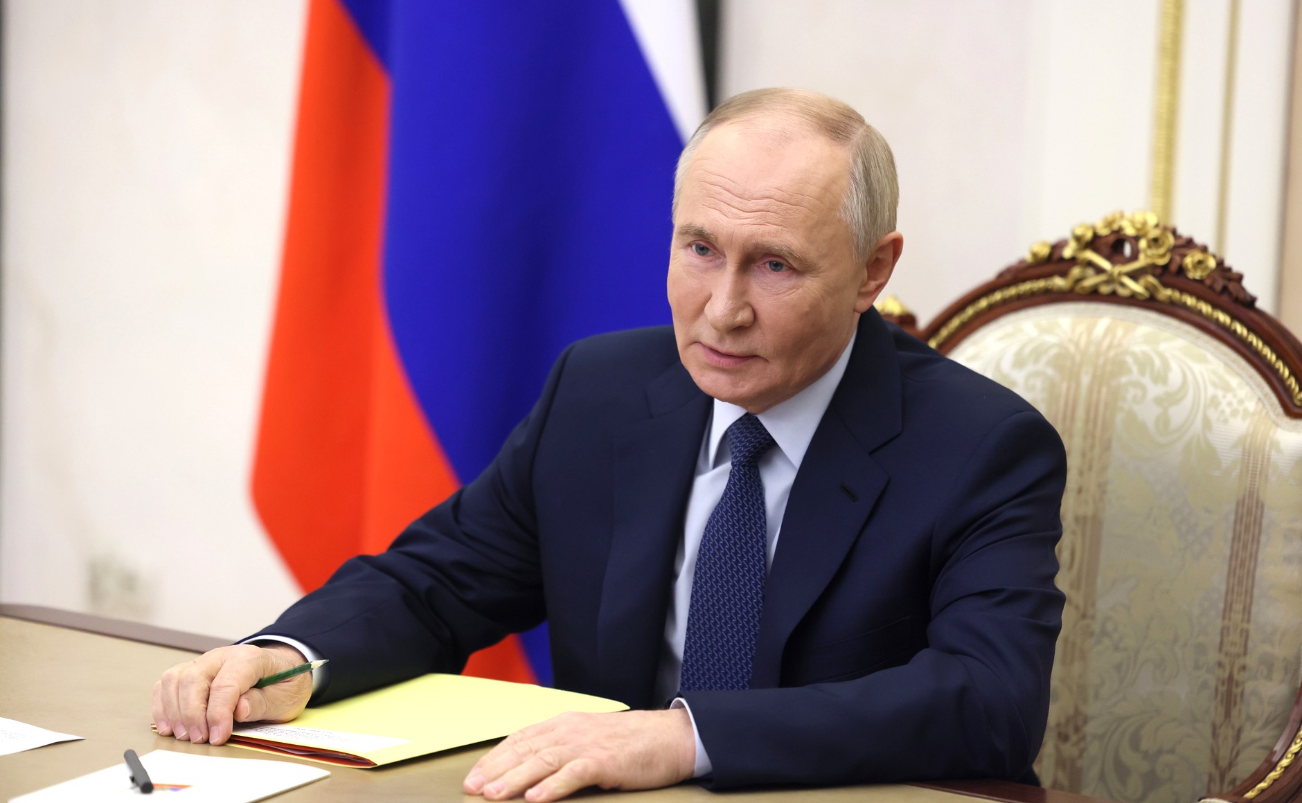 Владимир Путин присвоил четверым россиянам звание «Заслуженный ветеринарный врач РФ»