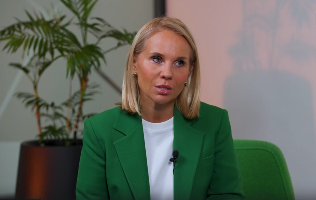 Эксперт рассказала, как защитить снежных барсов от исчезновения