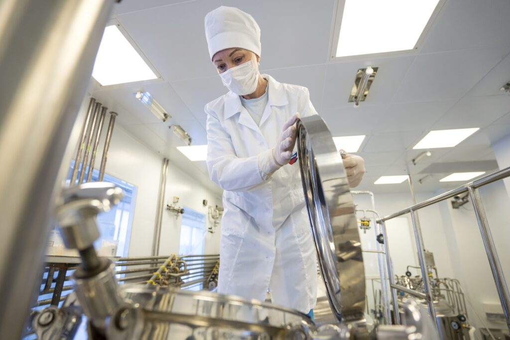 Производители ветпрепаратов смогут выплачивать пониженные страховые взносы